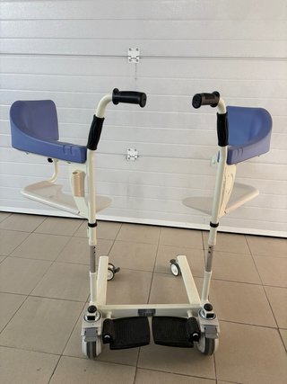 Silla Ortopédica Transferencia y Baño MOOVY