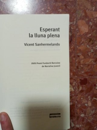 Esperant la lluna plena