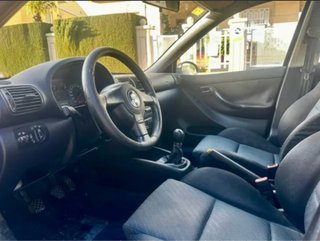 SEAT Leon 2004