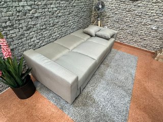 Sofá Cama con Arcón