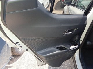 Toyota C-HR 1.8 125H Advance 90 kW (122 CV)