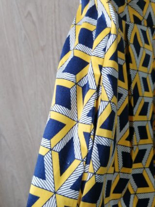 Vestido midi estampado geométrico