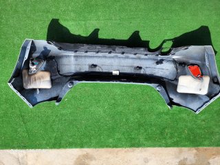 Paragolpes Trasero Ford Fiesta 2018 con sensores