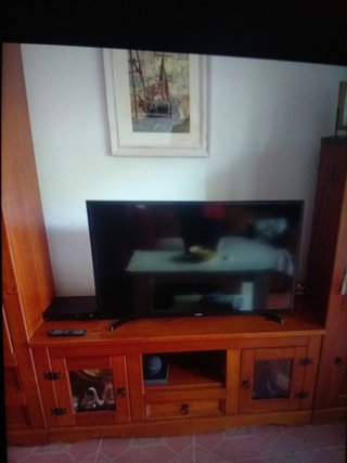 Mueble de salón de madera