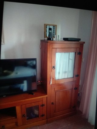 Mueble de salón de madera