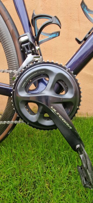 Bicicleta Canyon Ultimate CF SLX 8.0 Di2
