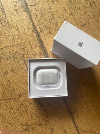 Apple AirPods Pro (2ª gen) - Blancos