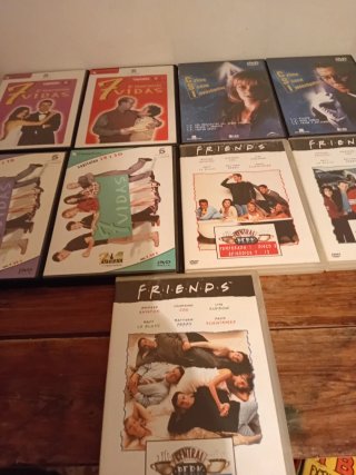Pack 3 Series DVD: 7 Vidas, CSI, Friends