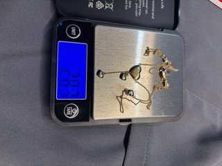 Gargantilla oro 18k  con corazones