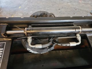 Uñas Manitou nuevas a estrenar.