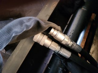 Uñas Manitou nuevas a estrenar.