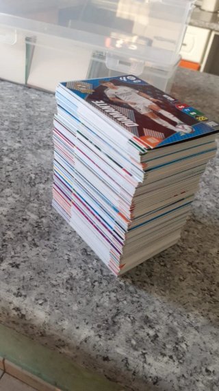 Lote 261 Cromos Adrenalyn XL 24-25