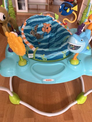 Saltador Disney Nemo Bright Starts