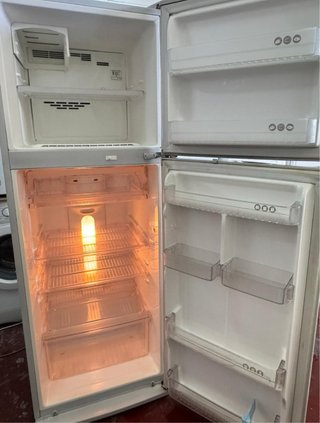 NEVERA DOS PUERTAS LG EN BLANCO NO FROST