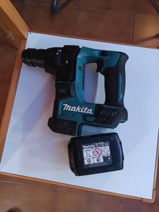TALADRO MAKITA PERCUTOR DHR171