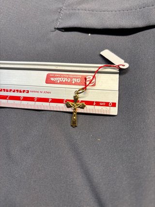 Crucifijo oro 18k 0.78g