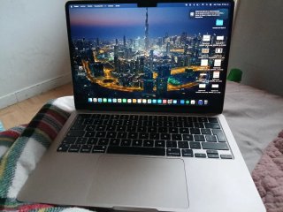 MacBook Air M2 8GB Plata 2022