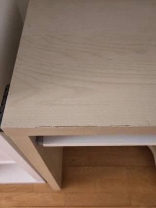 Mesa escritorio con ruedas madera