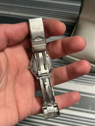 Reloj mujer Lotus Quartz
