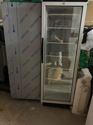 Congeladores vertical cristal