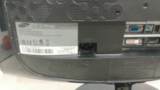 Televisor Samsung SyncMaster 932NW
