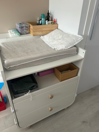 Cómoda cambiador bebé Ikea