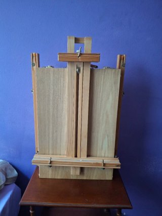 Caballete de madera para lienzo