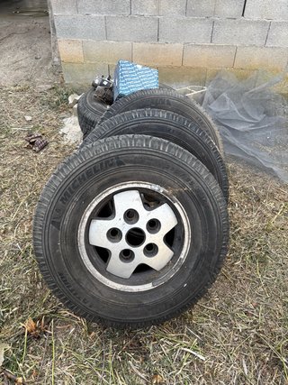Llantas Land Rover con neumatico michelin