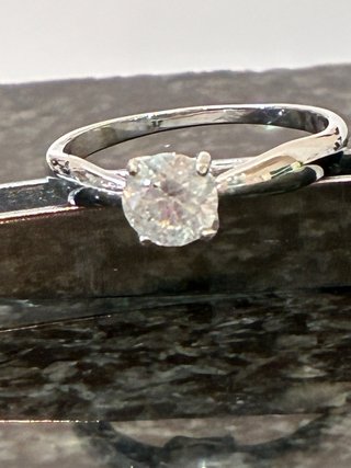 Anillo Oro 18k Diamante Natural 0.92 Ct