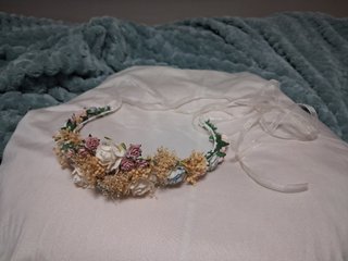 Tiara Comunión de flores para celebración