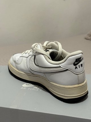 Nike Air Force 1 '07 LV8 Beige/Blanco