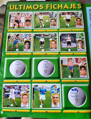 Álbum Liga 97/98. EQUIPOS COMPLETOS