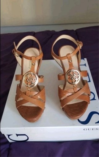 Cuñas GUESS