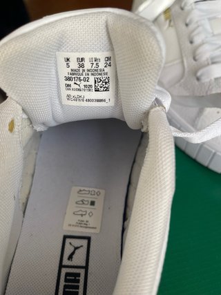 Tenis Puma Blancos y Negros