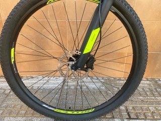 Bici BREEAKER come nuova, freni a disco