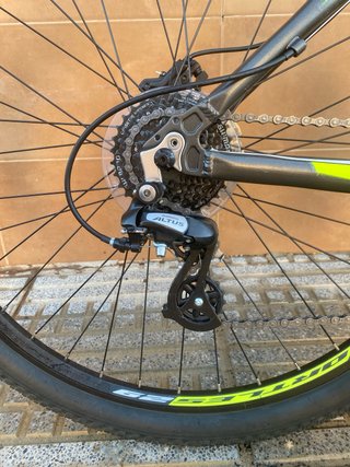 Bici BREEAKER come nuova, freni a disco