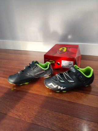 Scarpe MTB NW Nere e Verdi