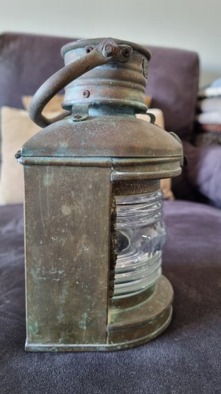 Antiguo farol náutico STERN