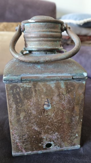 Antiguo farol náutico STERN