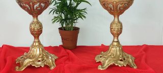 Pareja de quinques de bronce con depósito opalina