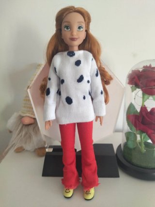 3 muñecas pelirrojas tipo Barbie. Ropa artesanal
