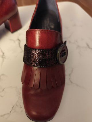 Zapatos de tacón Burdeos Tolino