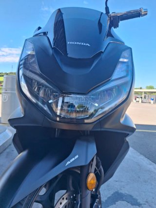 Honda PCX 125 2023 Negra 35000km