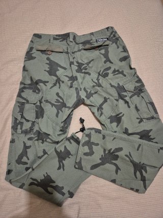 Pantalón Cargo Camuflaje Broken, Vintage 2006.