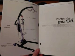 Grúa eléctrica para personas con discapacidad.