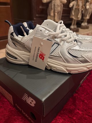 Sapatilhas New Balance Cinza