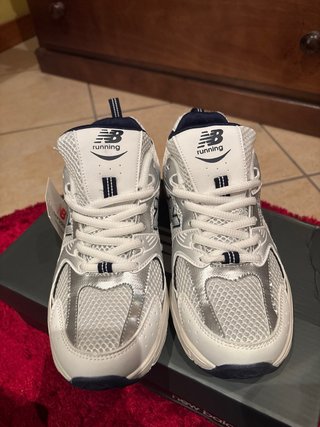 Sapatilhas New Balance Cinza