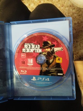 Red Dead Redemption PS4 (Incluye Undead Nightmare)