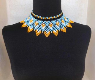 Collar étnico mostacillas hecho a mano