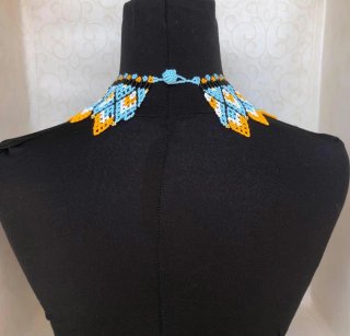 Collar étnico mostacillas hecho a mano